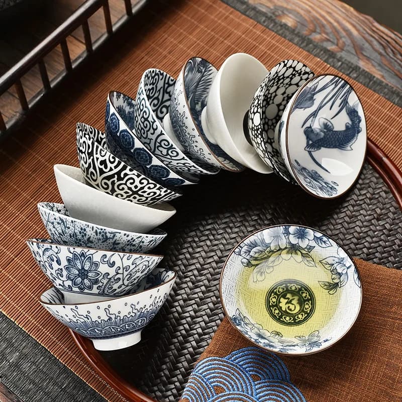 Tasses de thé – porcelaine bleue et blanche